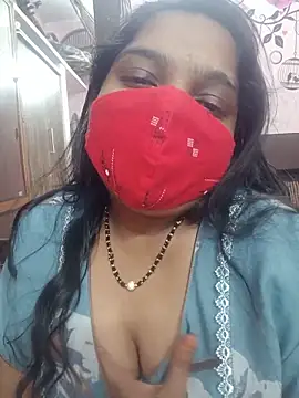 Snapshot of lovely-latha chatting on 26, 5, 2026 lovely-latha online show from 26, 5, 2026