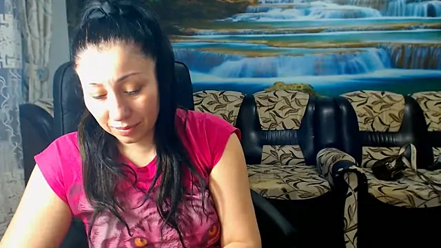 MoistMady online show from 1, 3, 2025