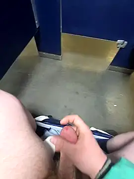 Snapshot of WhiteMeat069 chatting on 4, 2, 2025 WhiteMeat069 online show from 4, 2, 2025