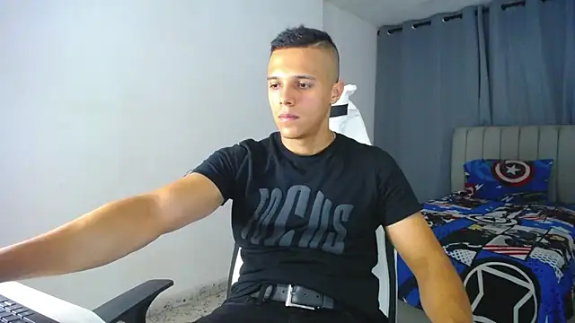 Snapshot of DavidAngell7 chatting on 10, 2, 2025 DavidAngell7 online show from 10, 2, 2025