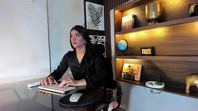 Snapshot of Scarleett_22 chatting on 17, 5, 2026 Scarleett 22 online show from 17, 5, 2026
