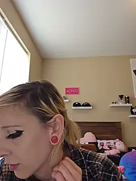 Snapshot of AmethystFoxx chatting on 20, 6, 2026 AmethystFoxx online show from 20, 6, 2026