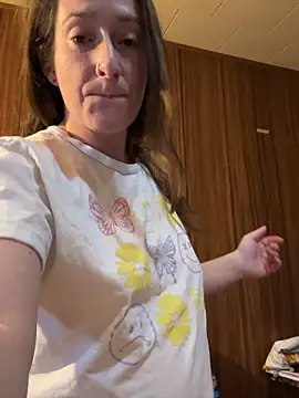 Mini And The Bear online show from 7, 3, 2026