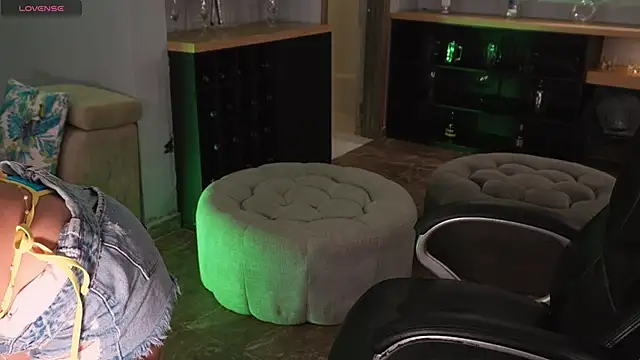 NaomiSainz online show from 26, 11, 2025