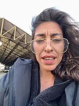 amanilouve online show from 12, 11, 2025