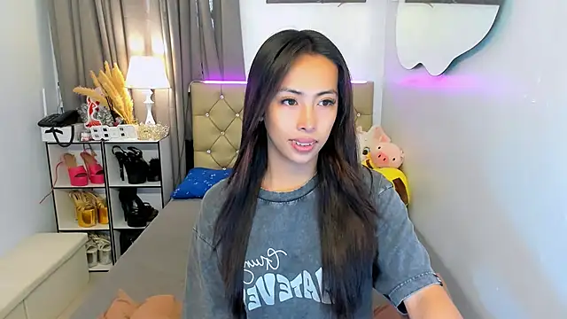 reighnempress online show from 22, 3, 2025