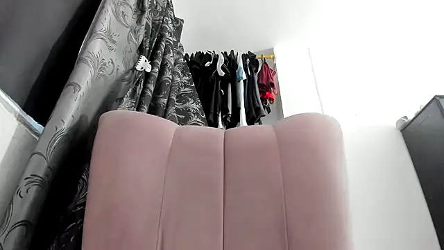 natalia hottman online show from 13, 4, 2026