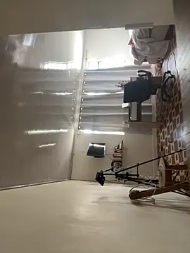 Juliana News online show from 11, 11, 2025