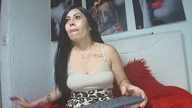Tania mature online show from 6, 7, 2026