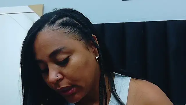 colombiamommy online show from 27, 10, 2025