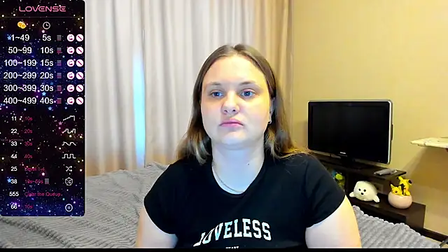 Snapshot of AlanaBrox chatting on 27, 2, 2025 AlanaBrox online show from 27, 2, 2025