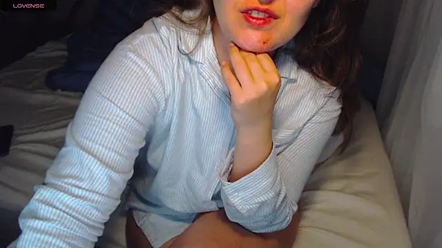 LoraPreston online show from 21, 1, 2025