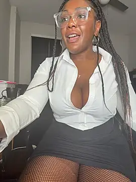 TilaTotti online show from 4, 4, 2026