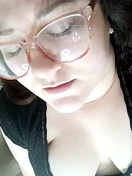 Sindy Jeniceee online show from 3, 12, 2024