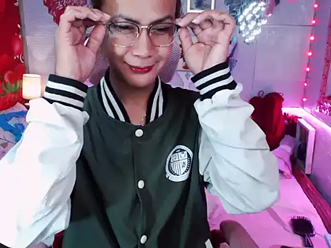 Snapshot of HotHornyAsian chatting on 12, 4, 2026 HotHornyAsian online show from 12, 4, 2026