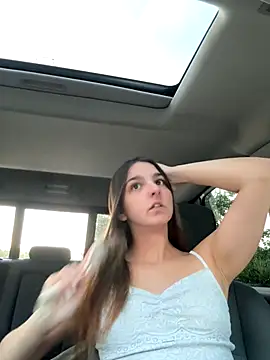 DoriDeluxe66 online show from 12, 9, 2025