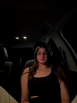 DoriDeluxe66 online show from 18, 11, 2025