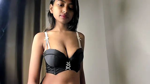 Snapshot of SexyRiyaA_ chatting on 19, 2, 2026 SexyRiyaA online show from 19, 2, 2026