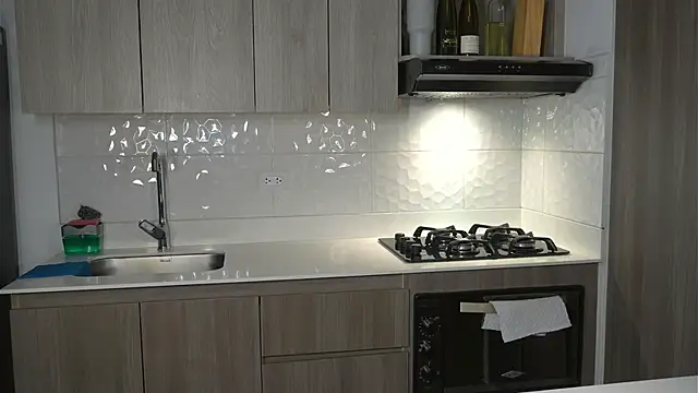 kendall ruiz online show from 6, 3, 2026