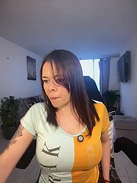 carolina16love online show from 1, 11, 2025