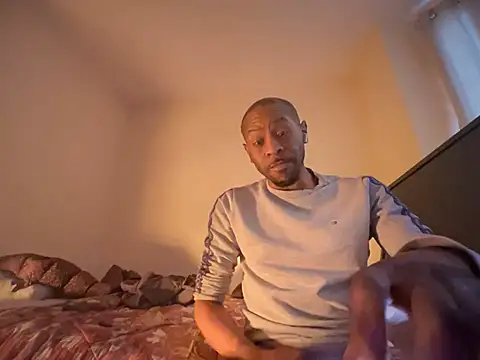 Snapshot of CuzzyB69 chatting on 3, 3, 2025 CuzzyB69 online show from 3, 3, 2025