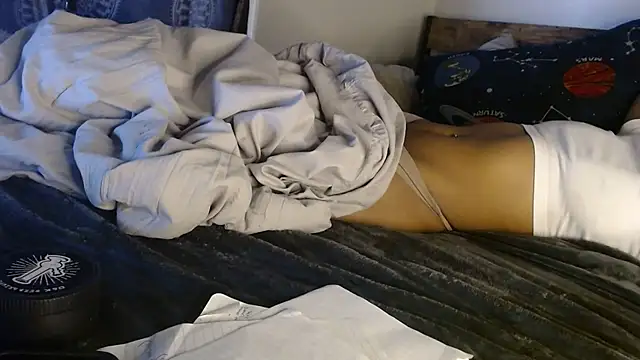 Snapshot of EmpressSunshine chatting on 4, 12, 2024 EmpressSunshine online show from 4, 12, 2024