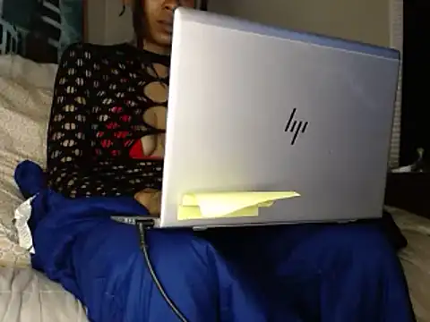 Snapshot of EmpressSunshine chatting on 19, 12, 2024 EmpressSunshine online show from 19, 12, 2024