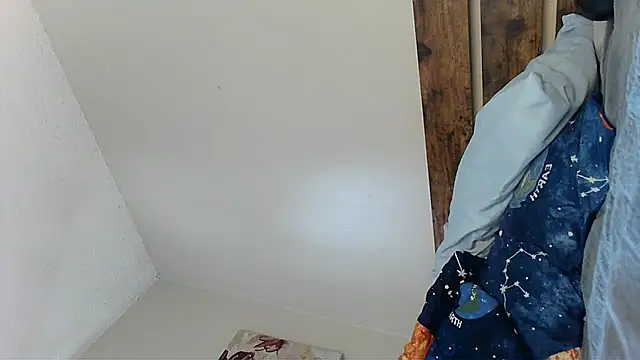 Snapshot of EmpressSunshine chatting on 8, 9, 2025 EmpressSunshine online show from 8, 9, 2025