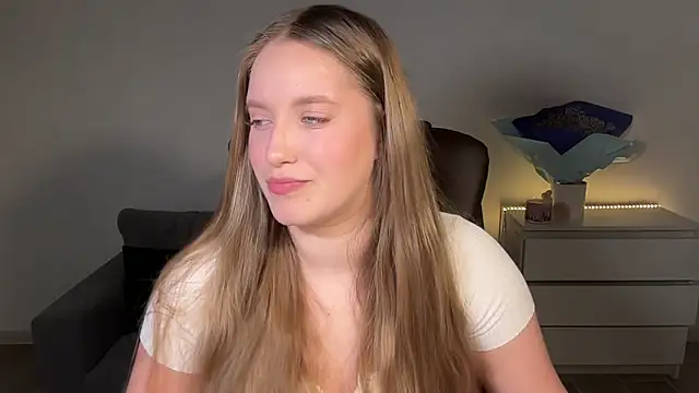 EvaMaddison online show from 4, 6, 2026