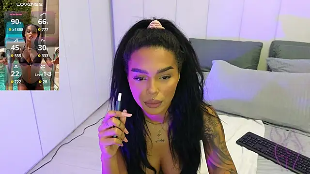 KimiBrown online show from 18, 2, 2025