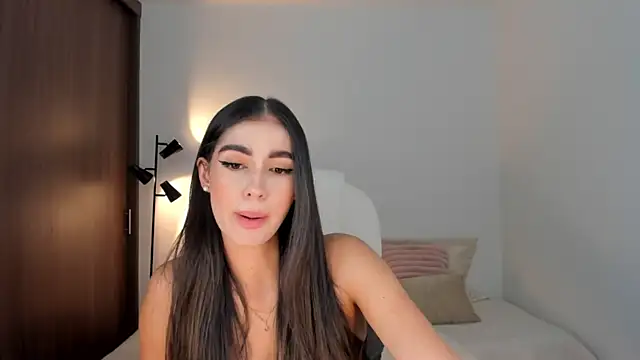 Snapshot of RebeccaBaxter chatting on 11, 9, 2025 RebeccaBaxter online show from 11, 9, 2025