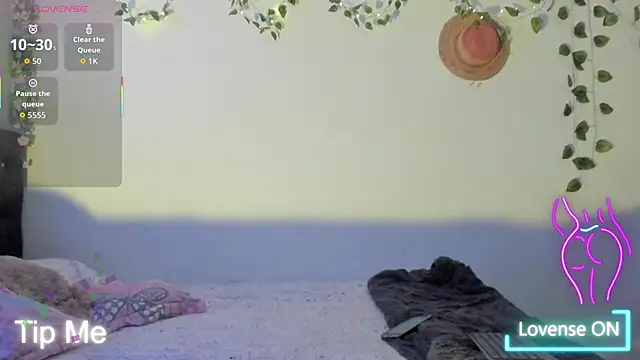 bonie lov online show from 7, 4, 2026