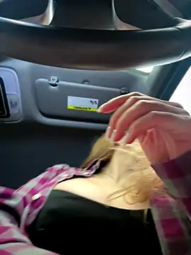 Kalli Fornia online show from 14, 12, 2025