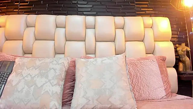 Salo Heaven online show from 12, 2, 2026