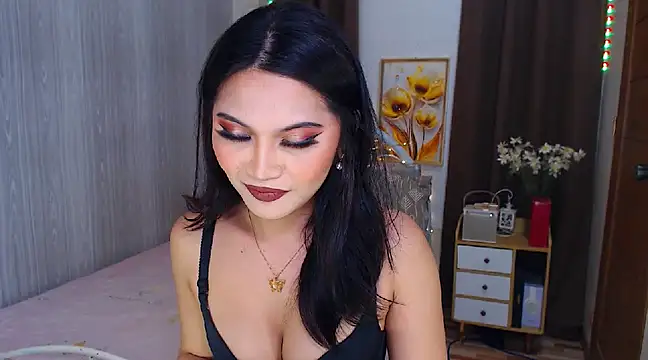 xXCathyJennerXx online show from 10, 3, 2025