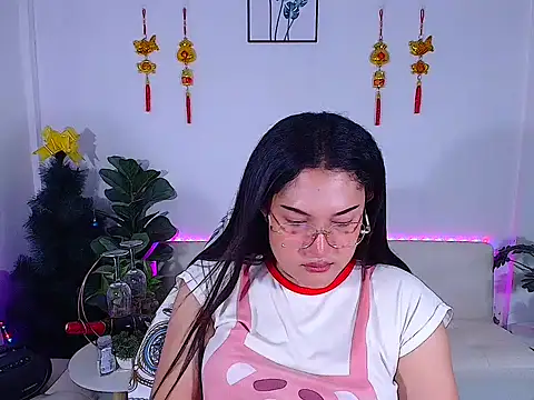 Snapshot of plysaithailand chatting on 21, 4, 2026 plysaithailand online show from 21, 4, 2026