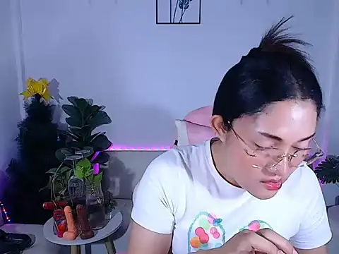 Snapshot of plysaithailand chatting on 23, 6, 2026 plysaithailand online show from 23, 6, 2026