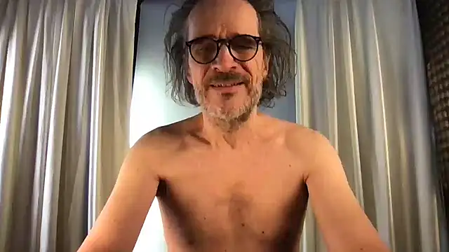 Snapshot of GioApri chatting on 1, 2, 2026 GioApri online show from 1, 2, 2026