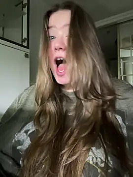 Snapshot of remirann_ chatting on 19, 12, 2024 remirann  online show from 19, 12, 2024