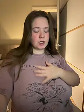 Snapshot of remirann_ chatting on 28, 1, 2025 remirann  online show from 28, 1, 2025