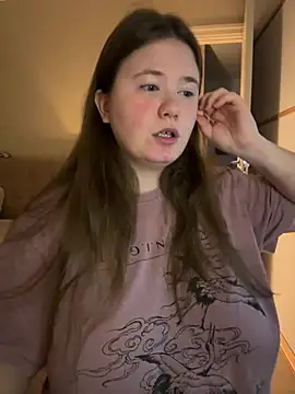 Snapshot of remirann_ chatting on 4, 2, 2025 remirann  online show from 4, 2, 2025