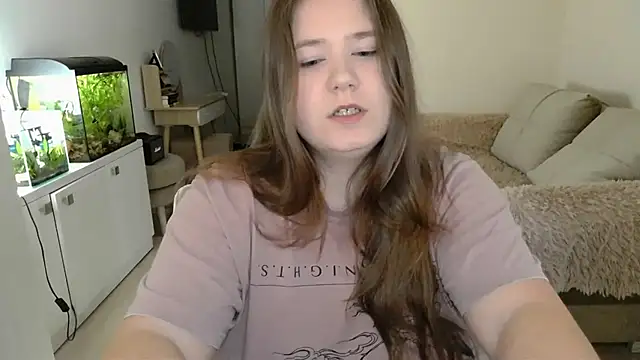 Snapshot of remirann_ chatting on 26, 2, 2025 remirann  online show from 26, 2, 2025