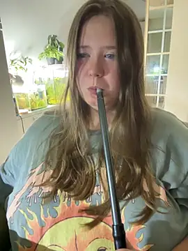 Snapshot of remirann_ chatting on 12, 9, 2025 remirann  online show from 12, 9, 2025