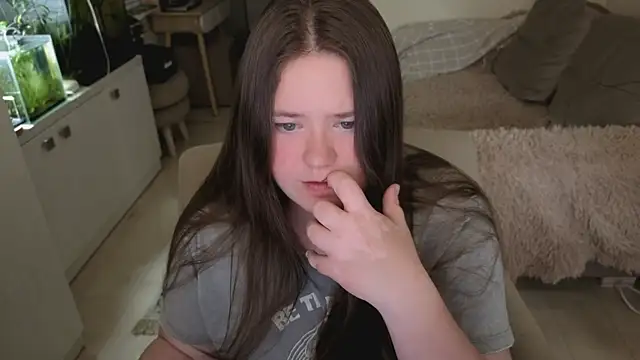 remirann  online show from 22, 4, 2026