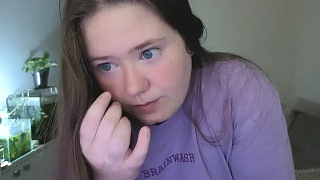 Snapshot of remirann_ chatting on 17, 5, 2026 remirann online show from 17, 5, 2026