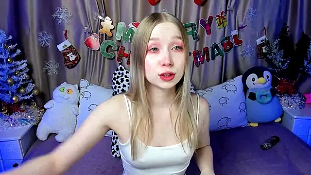 Snapshot of LilyStarlight chatting on 21, 12, 2024 LilyStarlight online show from 21, 12, 2024