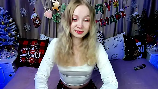 Snapshot of LilyStarlight chatting on 29, 12, 2024 LilyStarlight online show from 29, 12, 2024