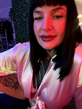 Snapshot of InkedBiitch chatting on 4, 12, 2024 InkedBiitch online show from 4, 12, 2024