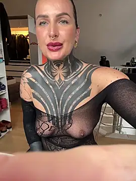 InkedBiitch online show from 28, 3, 2026