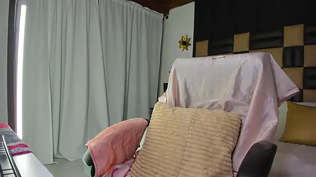 Snapshot of BarbieKano chatting on 9, 11, 2025 BarbieKano online show from 9, 11, 2025